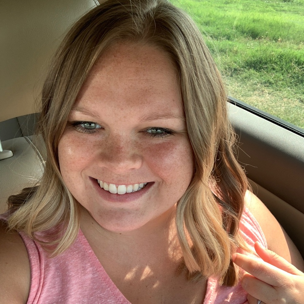 Meet your Posher, Cortni